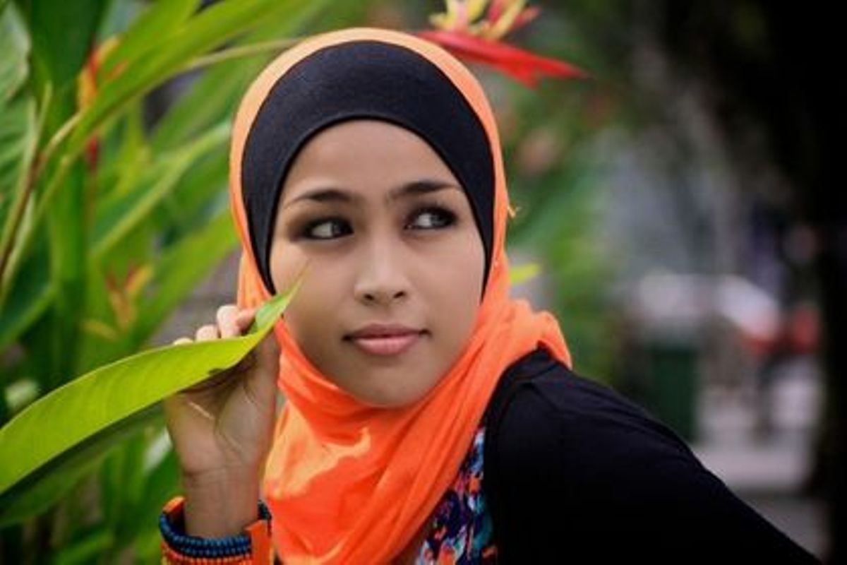 Girls pretty somali Muslim Female